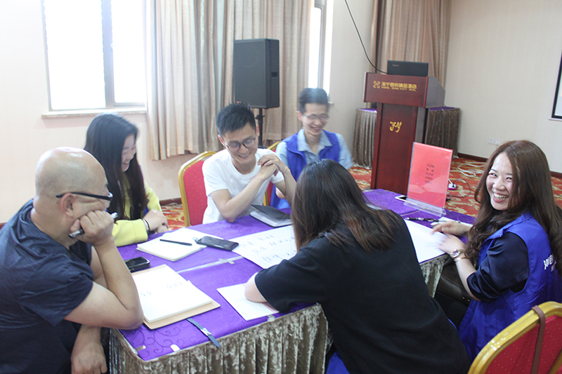 海創(chuàng)商學(xué)院.jpg 海創(chuàng)商學(xué)院.jpg