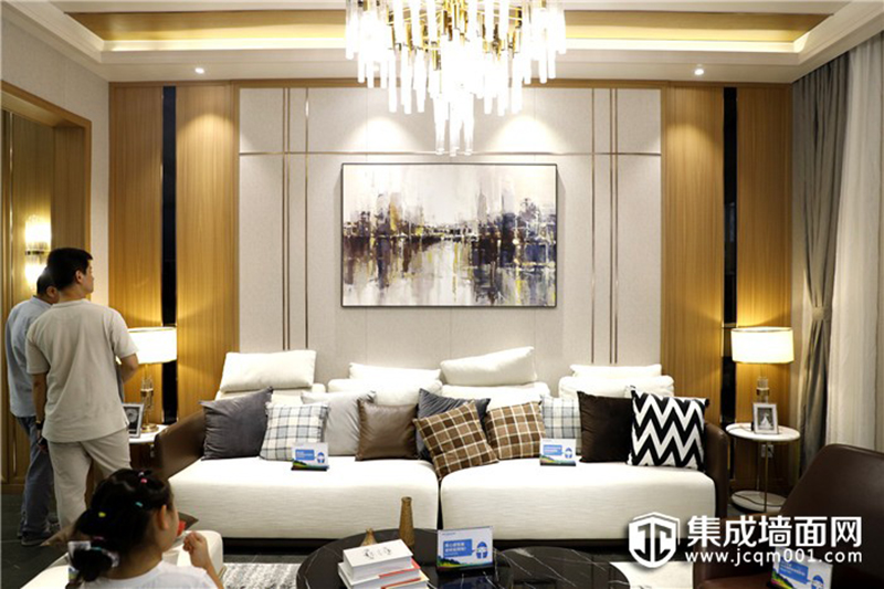 海創(chuàng)廣州展.jpg 海創(chuàng)集成墻面.jpg